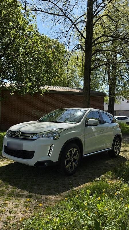 Gebraucht Citroën C4 114 PS (83 kW) 2014 Weiß SUV
