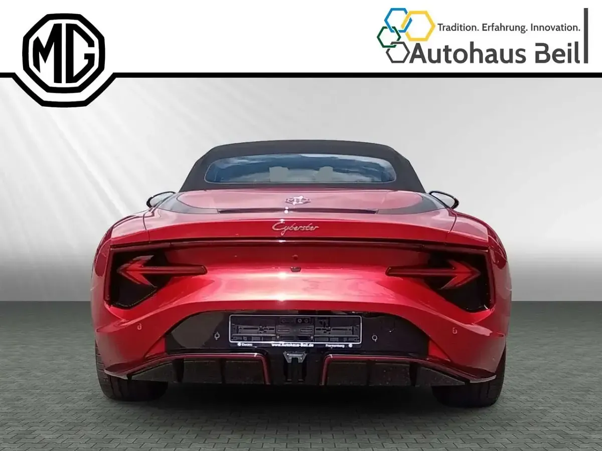 Gebraucht MG Cyberster 250 kW (340 PS) 2025 Diamond red (rot) Cabrio