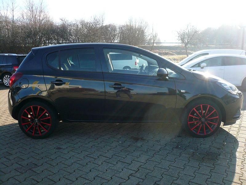 Gebraucht Opel Corsa Edition 90 PS (66 kW) 2015 Schwarz Limousine