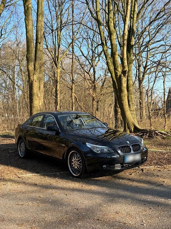 Gebraucht BMW 520 163 PS (119 kW) 2006 Schwarz Limousine