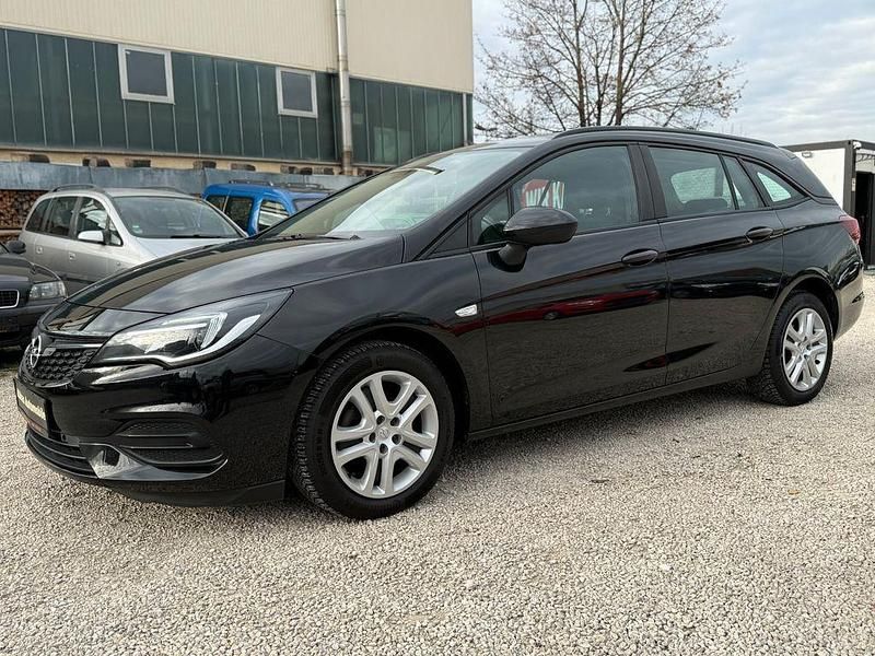 Gebraucht Opel Astra 122 PS (89 kW) 2022 Schwarz Kombi