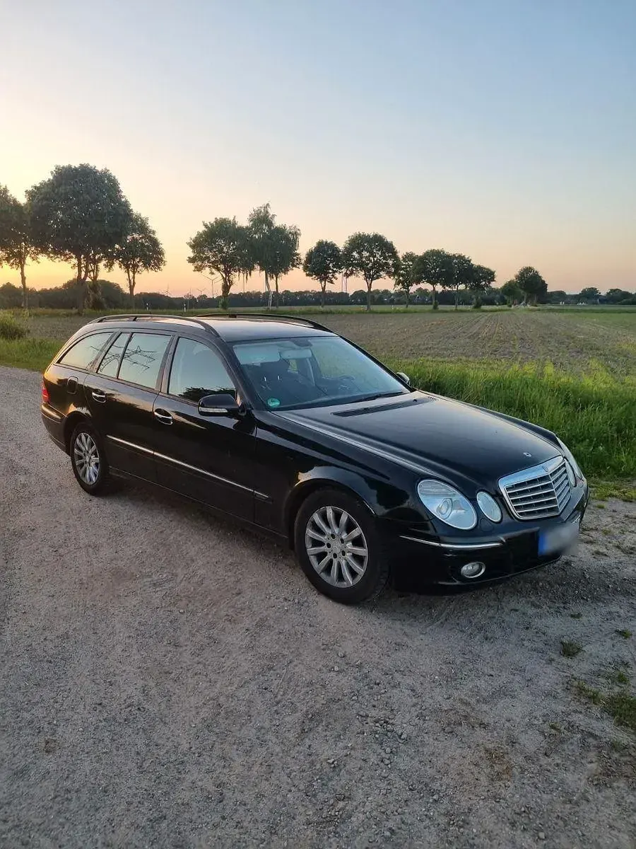 Gebraucht Mercedes E220 Elegance 170 PS (125 kW) 2008 Schwarz Kombi