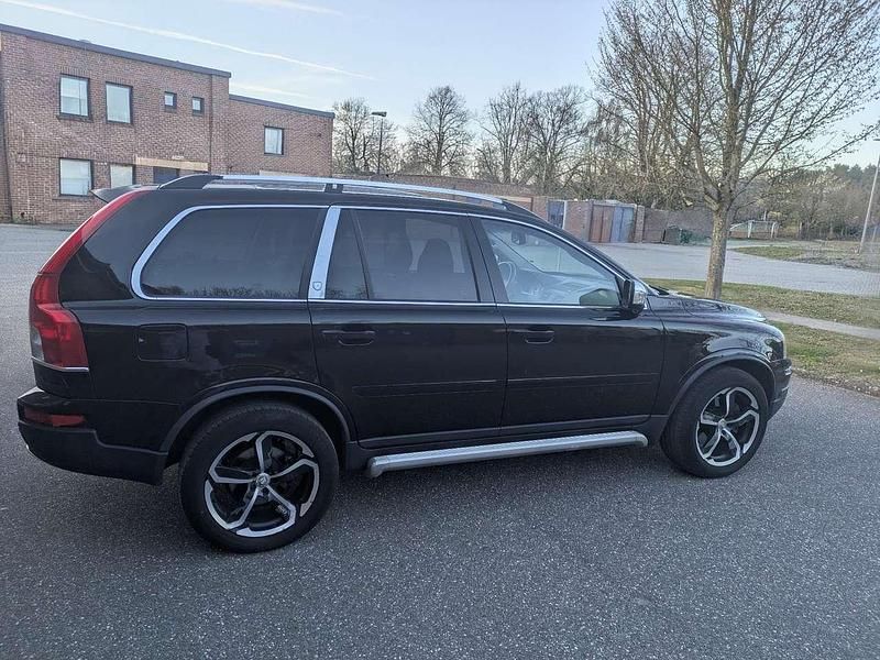 Gebraucht Volvo XC90 Executive 200 PS (147 kW) 2011 Schwarz SUV