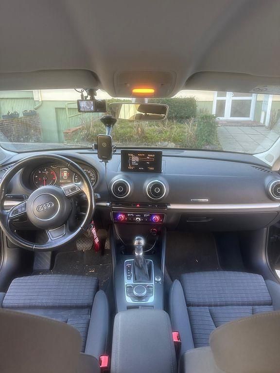 Gebraucht Audi A3 Ambiente 184 PS (135 kW) 2015 Schwarz Limousine