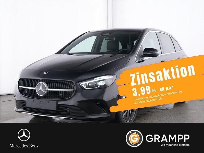 Schwarz Gebraucht 2024 Mercedes B220 Van / Kleinbus | 34.990 € (Guter Preis) - Bild 1/4