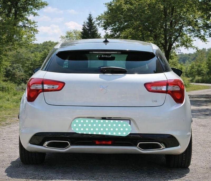 Gebraucht DS Automobiles DS5 179 PS (131 kW) 2017 Weiß Kleinwagen