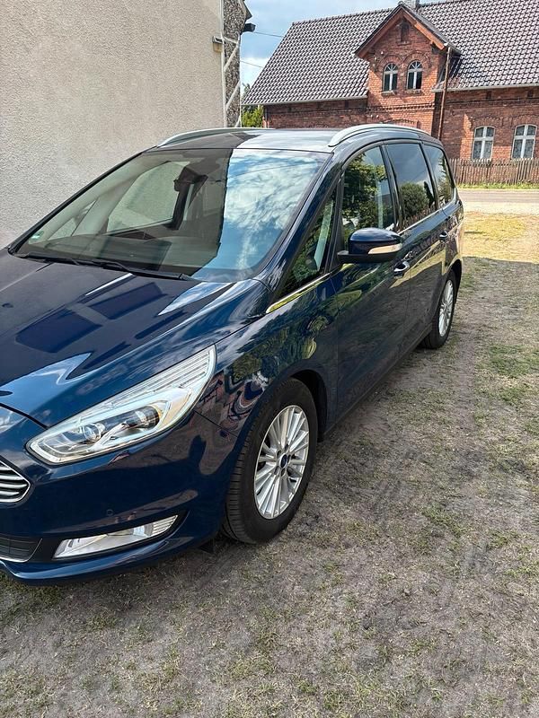 Gebraucht Ford Galaxy 179 PS (131 kW) 2016 Blau Van / Kleinbus