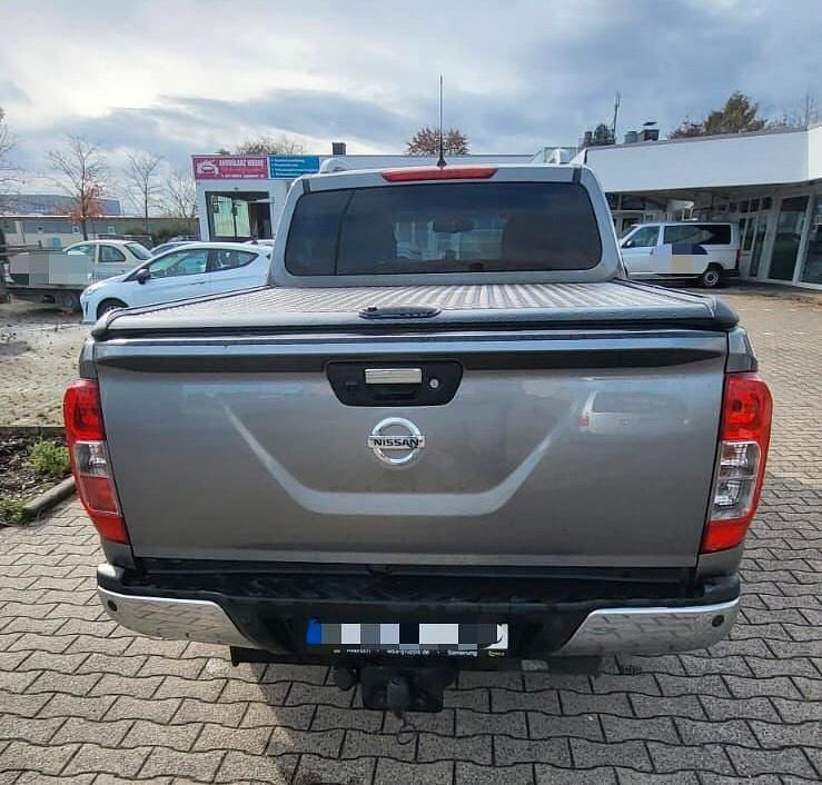 Gebraucht Nissan Navara 190 PS (139 kW) 2017 Silber Pickup