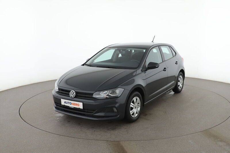 Grau Gebraucht 2021 VW Polo Trendline Limousine | 11.020 € (Guter Preis) - Bild 1/4