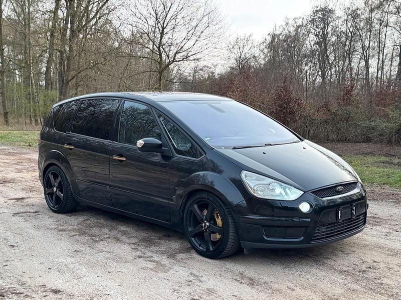 Gebraucht Ford S-MAX Titanium 215 PS (158 kW) 2008 Schwarz Van / Kleinbus