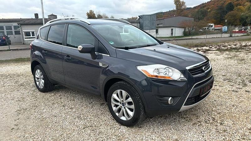 Grau Gebraucht 2011 Ford Kuga Titanium SUV | 7.500 € (Fairer Preis) - Bild 1/4