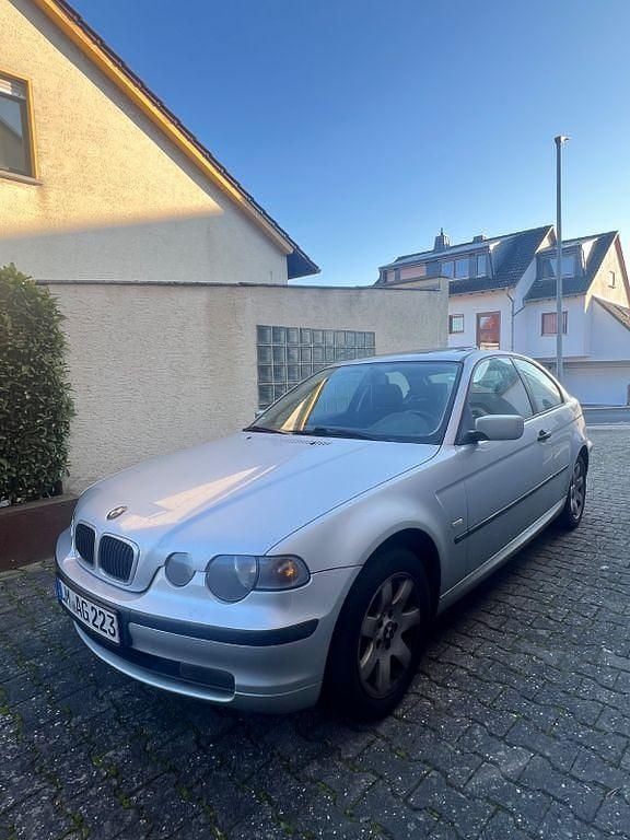 Silber Gebraucht 2003 BMW 316 Limousine | 1.500 € (Guter Preis) - Bild 1/4