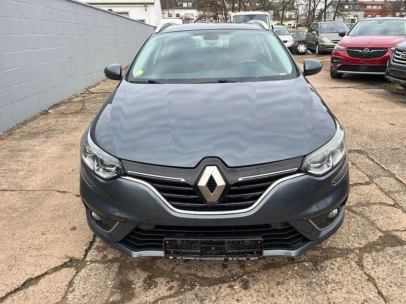 Gebraucht Renault Mégane IV 110 PS (80 kW) 2017 Grau Limousine