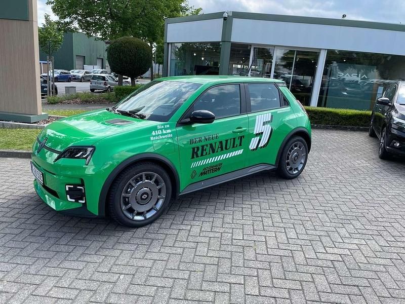 Neu Renault R5 Evolution 89 kW (122 PS) 2025 Popup green Kleinwagen