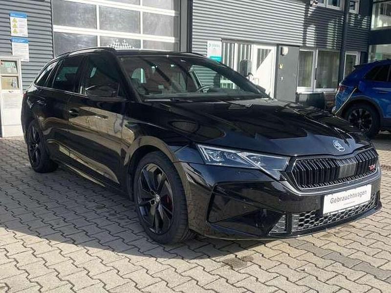 Black magic perleffekt Gebraucht 2025 Skoda Octavia RS Kombi | 38.000 € (Guter Preis) - Bild 1/4