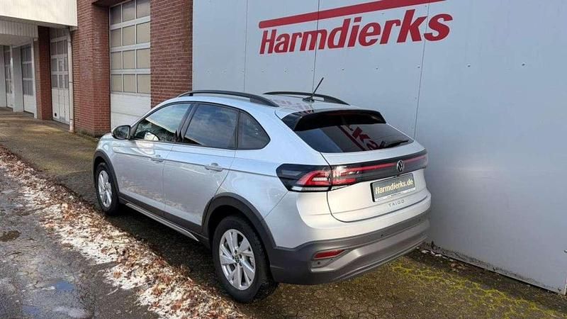 Gebraucht VW Taigo Life 110 PS (80 kW) 2022 Reflexsilber metallic (metallic) SUV