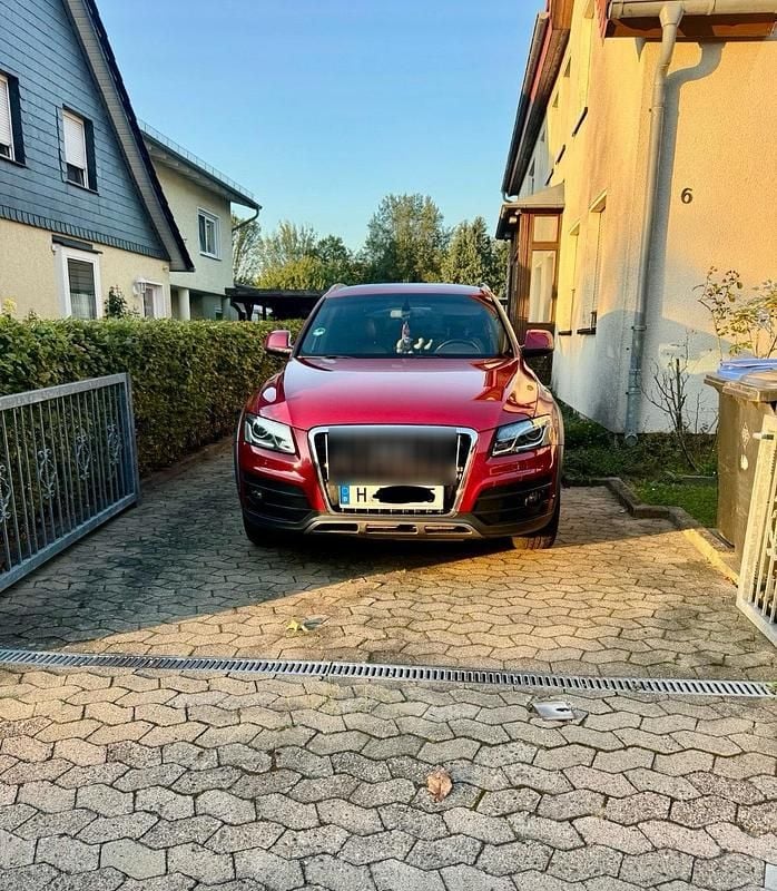 Rot Gebraucht 2009 Audi Q5 S-Line SUV | 8.900 € (Superpreis) - Bild 1/4