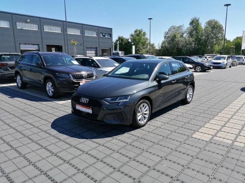 Usata Audi A3 150 CV (110 kW) 2022 Grigio Berlina