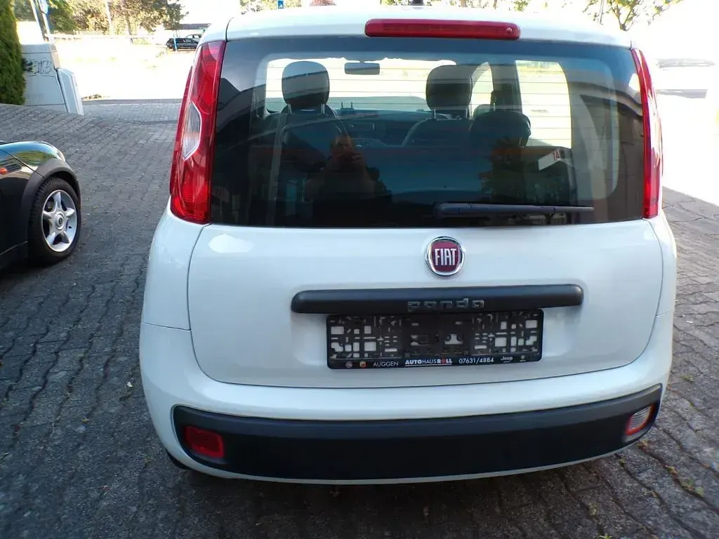 Gebraucht Fiat Panda Pop 69 PS (50 kW) 2014 Weiß Kleinwagen