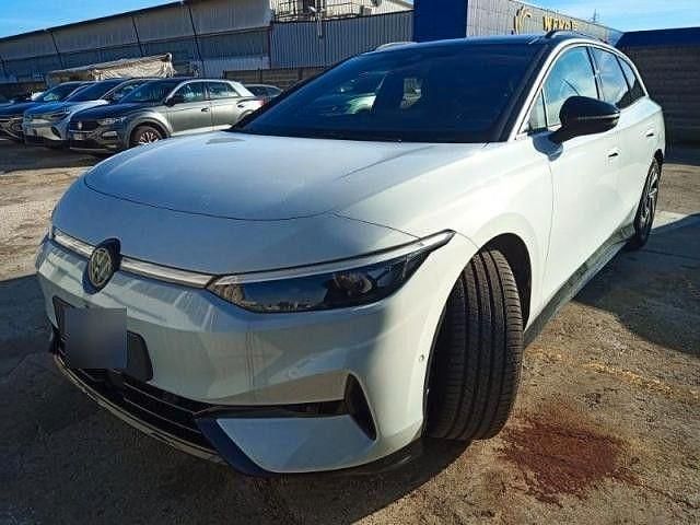 Gebraucht VW ID.7 Pro 210 kW (286 PS) 2024 Gletscherweiß metallic Kombi