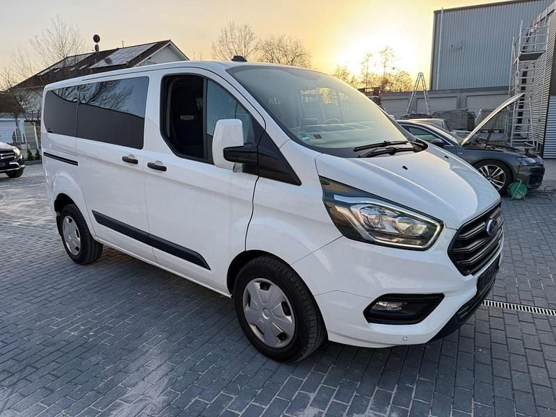 Usata Ford Transit Custom 105 CV (77 kW) 2021 Bianco Station wagon