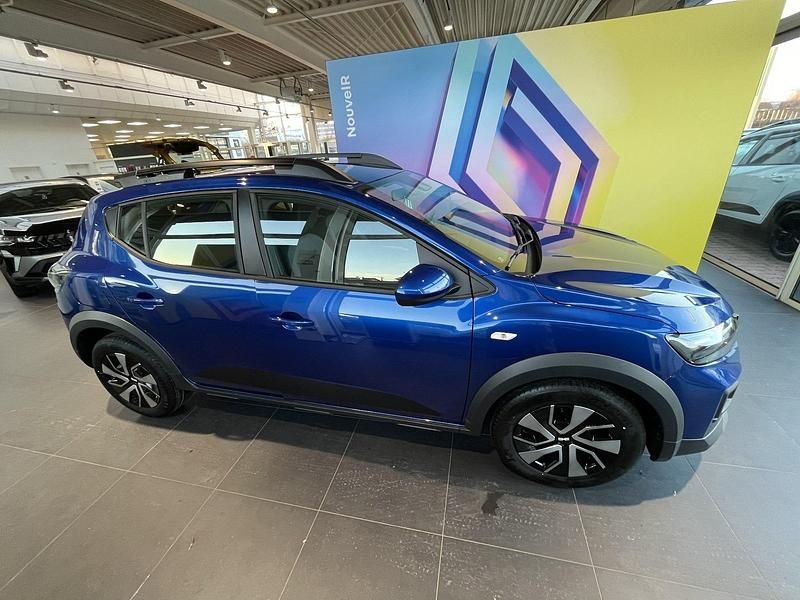 Neu Dacia Sandero Expression 110 PS (80 kW) 2026