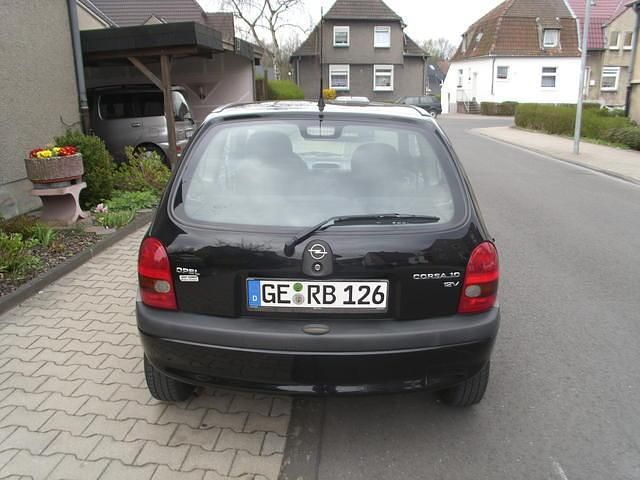 Gebraucht Opel Corsa 73 PS (53 kW) 1999 Schwarz metallic Kleinwagen