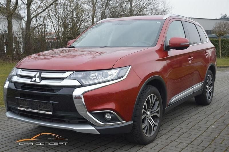 Gebraucht Mitsubishi Outlander Edition 150 PS (110 kW) 2017 Rot SUV