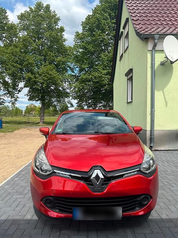 Gebraucht Renault Clio IV 73 PS (53 kW) 2015 Rot Kleinwagen