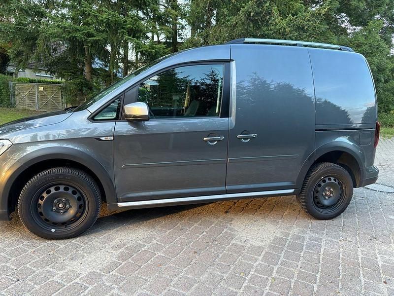 Gebraucht VW Caddy S 150 PS (110 kW) 2018 Grau Van / Kleinbus