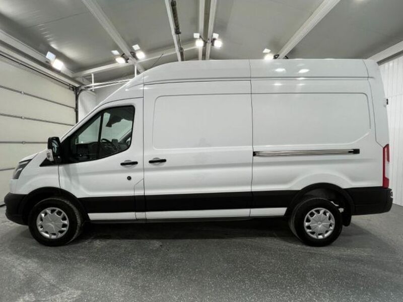 Gebraucht Ford Transit 185 PS (136 kW) 2020 Weiß Van