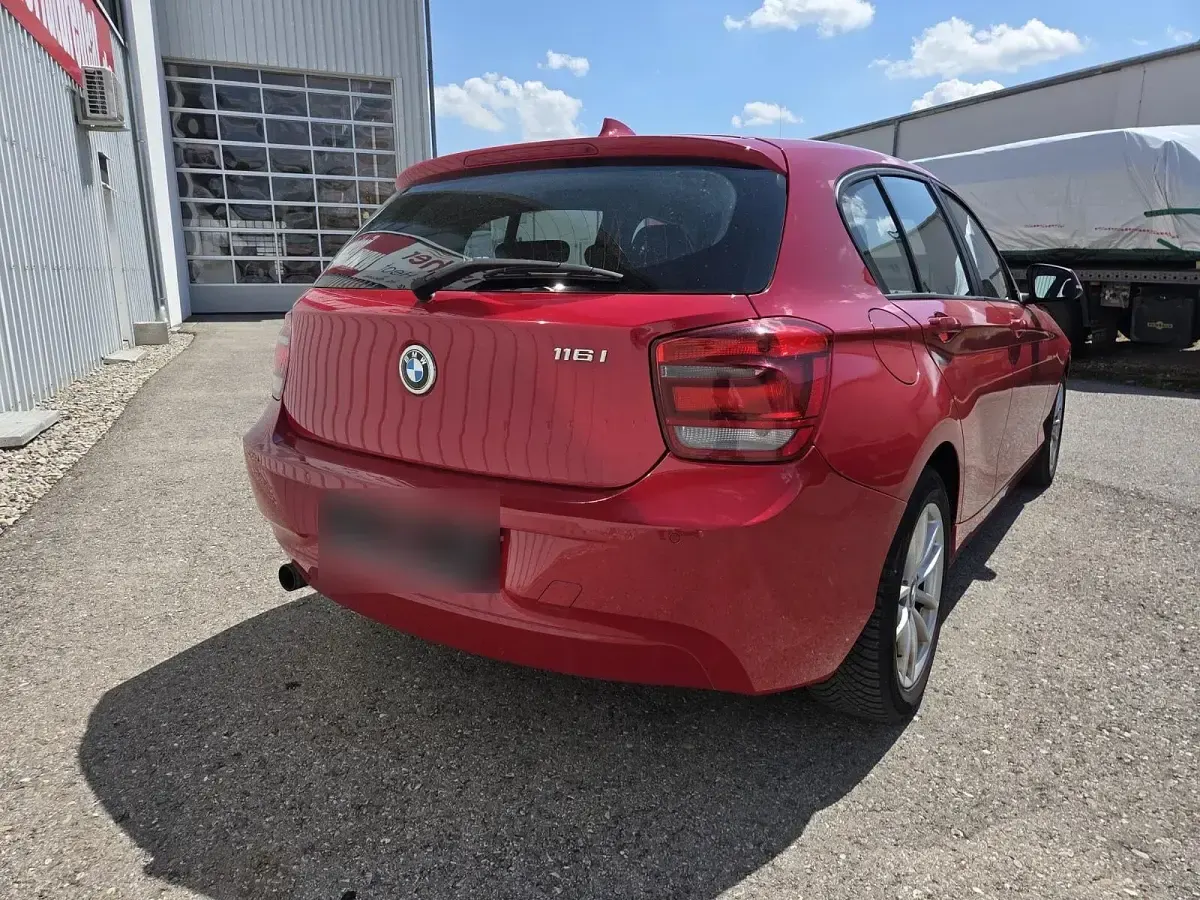 Gebraucht BMW 116 136 PS (100 kW) 2012 Rot Kleinwagen