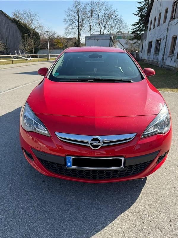 Usata Opel Astra Active 120 CV (88 kW) 2017 Rosso Berlina