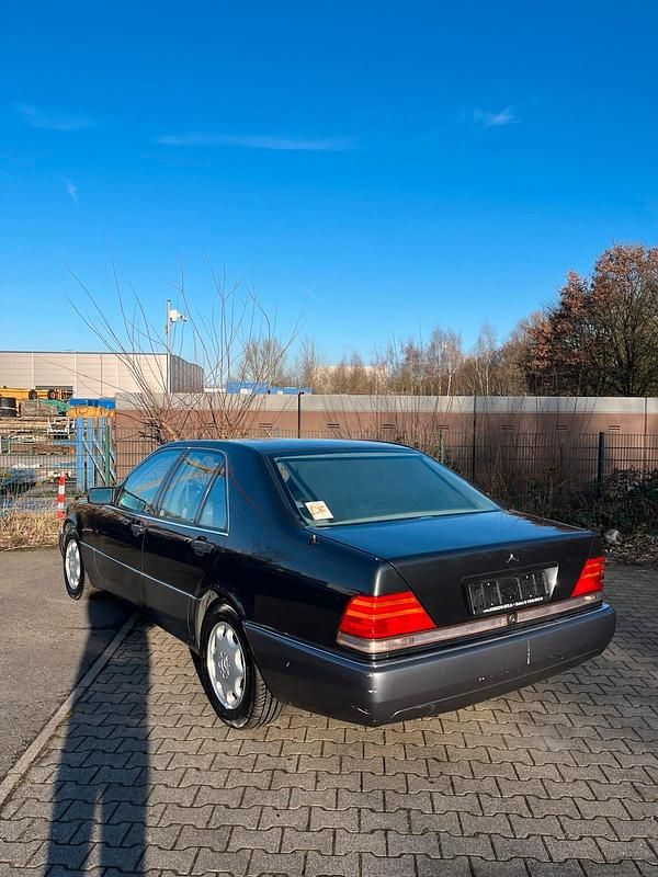 Gebraucht Mercedes S420 279 PS (205 kW) 1992 Schwarz Limousine