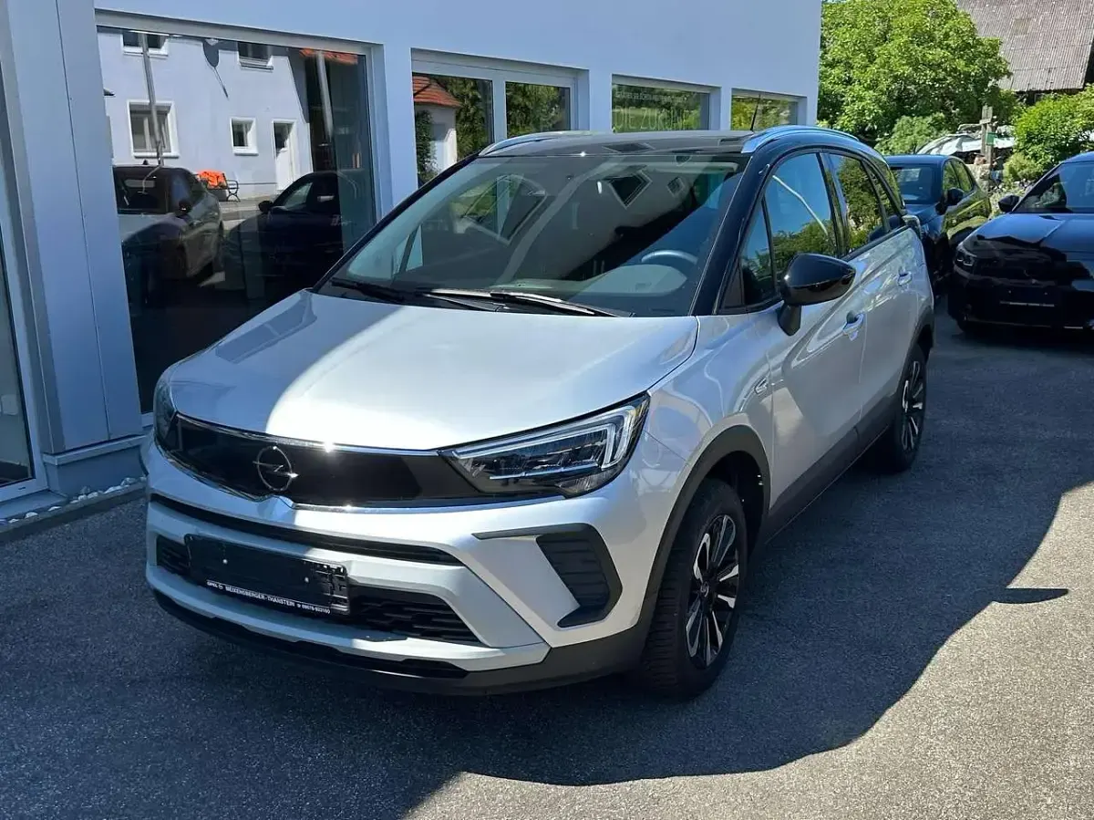 Gebraucht Opel Crossland Elegance 131 PS (96 kW) 2024 Aluminiumgrau/metallic SUV