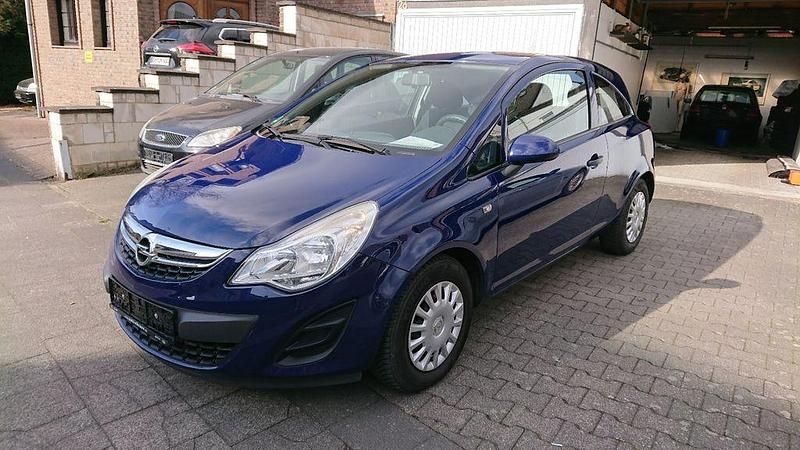 Second-hand Opel Corsa Selection 69 CP (50 kW) 2011 Albastru Hatchback