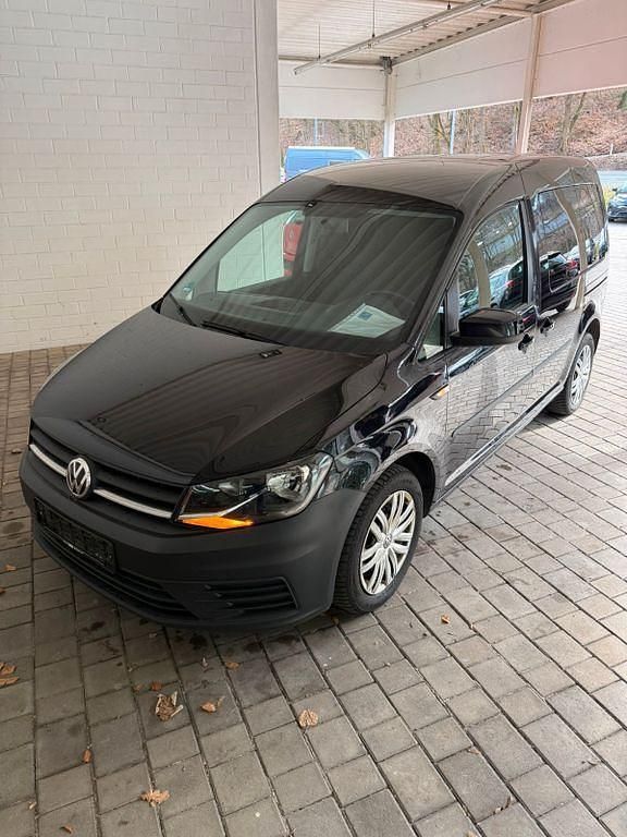 Gebraucht VW Caddy Trendline 150 PS (110 kW) 2019 Schwarz Van / Kleinbus