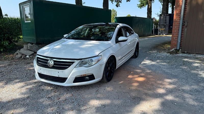 Gebraucht VW Passat 299 PS (219 kW) 2008 Weiß Coupé