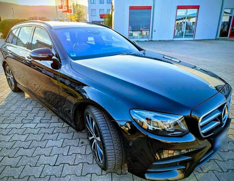 Gebraucht Mercedes 220 194 PS (142 kW) 2017 Schwarz Kombi