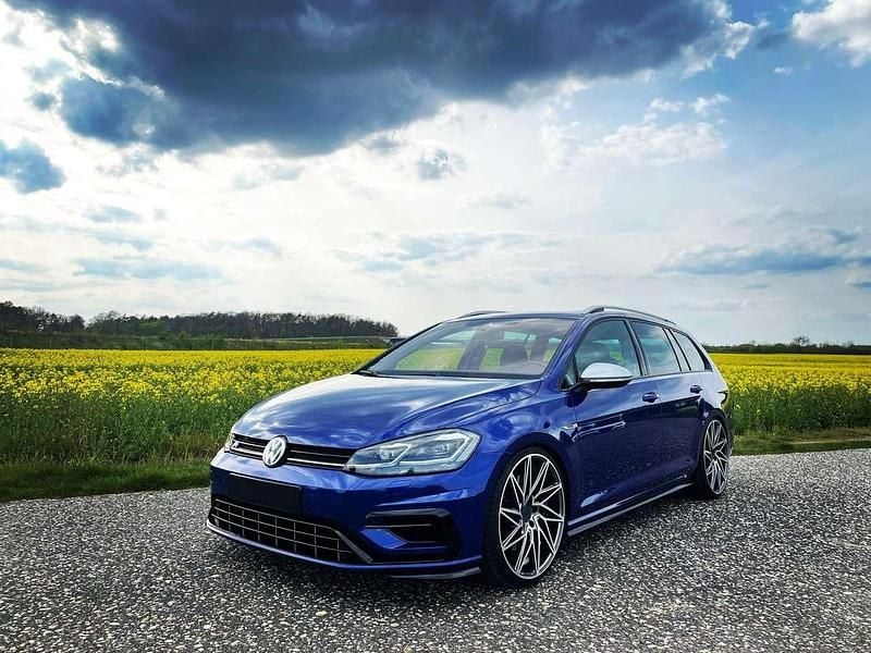 Blau Gebraucht 2018 VW Golf VII R Kombi | 29.500 € - Bild 1/4