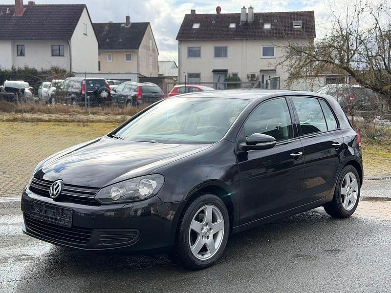 Gebraucht VW Golf VI Comfortline 105 PS (77 kW) 2011 Schwarz Kleinwagen