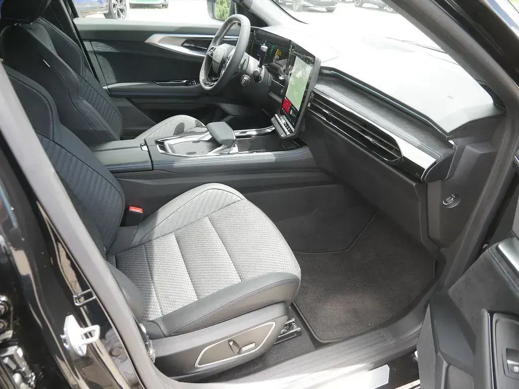 Gebraucht Renault Austral Esprit Alpine 200 PS (147 kW) 2026 Black pearl SUV