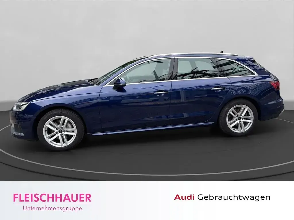 Gebraucht Audi A4 Advanced 204 PS (150 kW) 2023 Blau Kombi