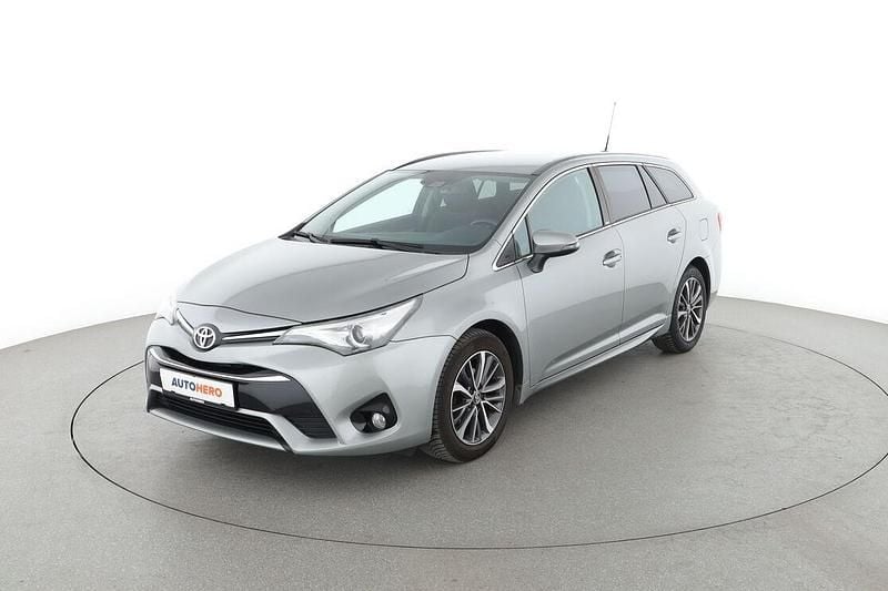 Silber Gebraucht 2016 Toyota Avensis Edition-S Kombi | 12.190 € (Fairer Preis) - Bild 1/3