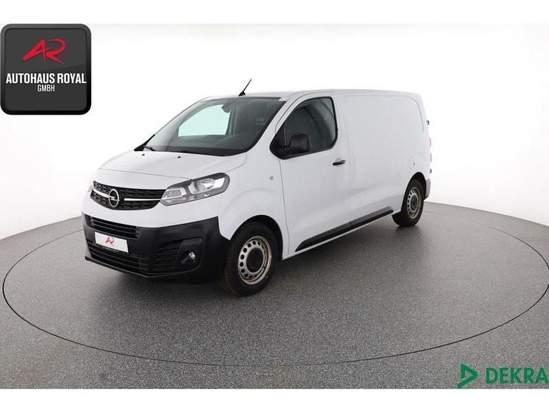 Weiss Gebraucht 2023 Opel Vivaro Van / Kleinbus | 19.879 € (Superpreis) - Bild 1/4