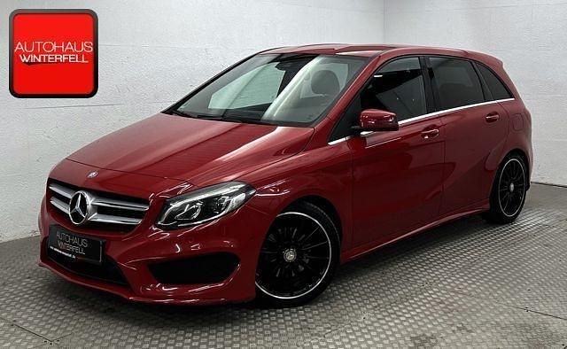 Rot Gebraucht 2017 Mercedes B180 AMG line Van / Kleinbus | 18.700 € (Etwas zu teuer) - Bild 1/4