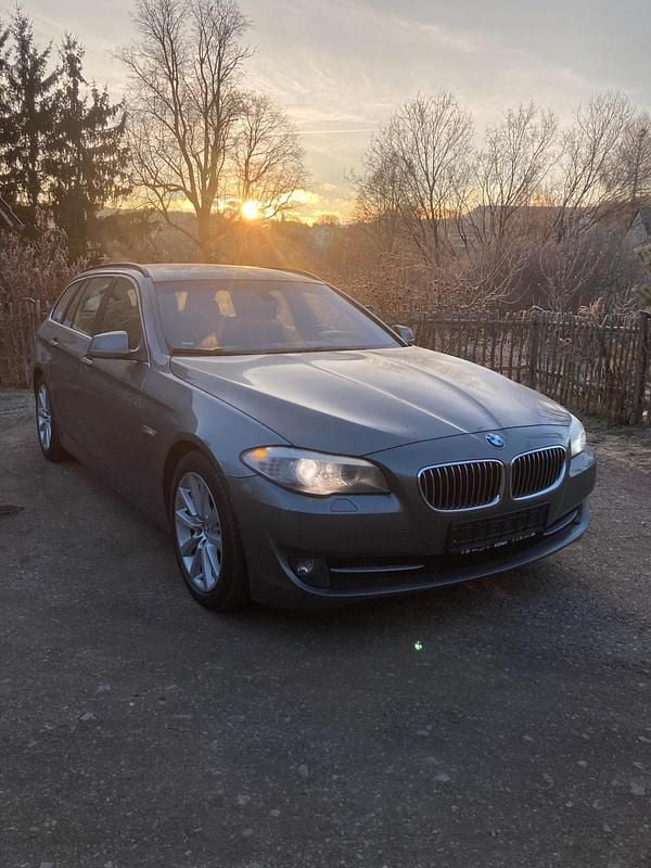 Gebraucht BMW 520 184 PS (135 kW) 2012 Kombi