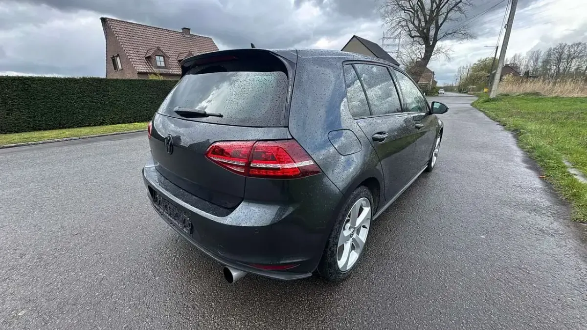 Second-hand VW Golf VII GTI 230 CP (169 kW) 2015 Gri Hatchback
