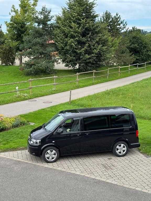 Schwarz Gebraucht 2010 VW T5 Van | 19.400 € (Teuer) - Bild 1/4