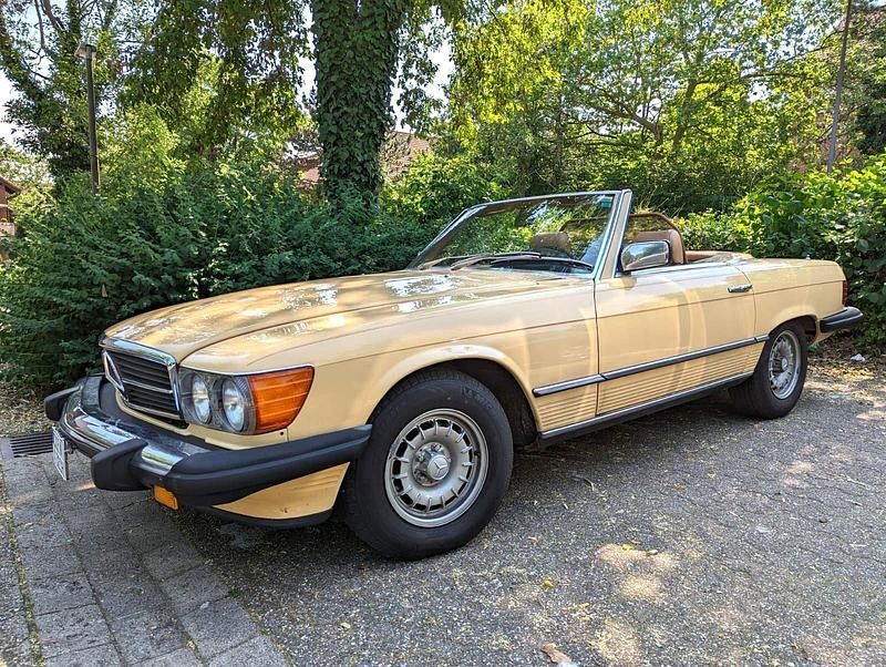 Gebraucht Mercedes SL380 218 PS (160 kW) 1981 Gelb Cabrio